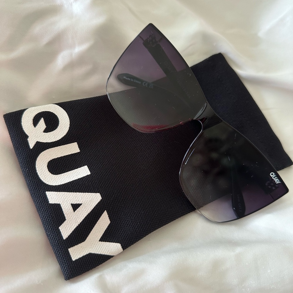 Brand new QUAY come thru sunglasses